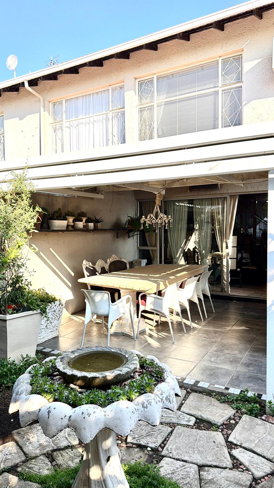 3 Bedroom Property for Sale in Kroonheuwel Free State